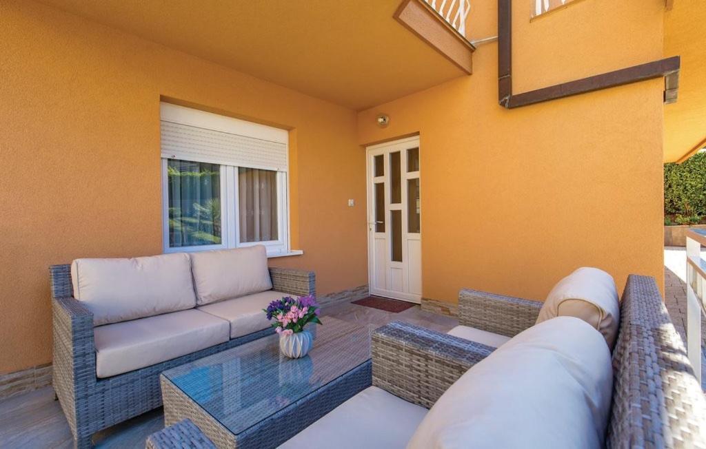 Apartman Viskovo-Opatija 4* Leilighet Eksteriør bilde